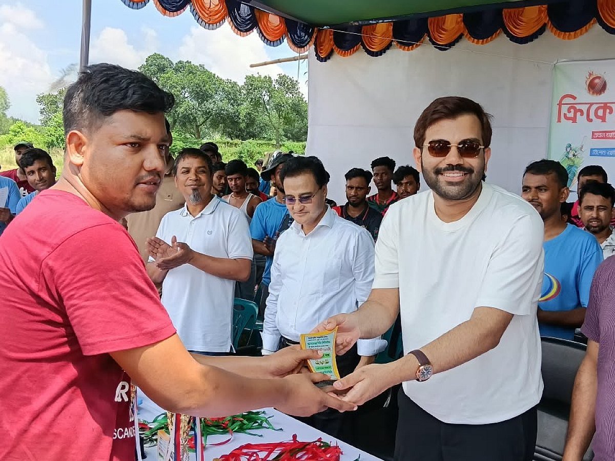 Scandex management presenting an award at the 2026 cricket tournament