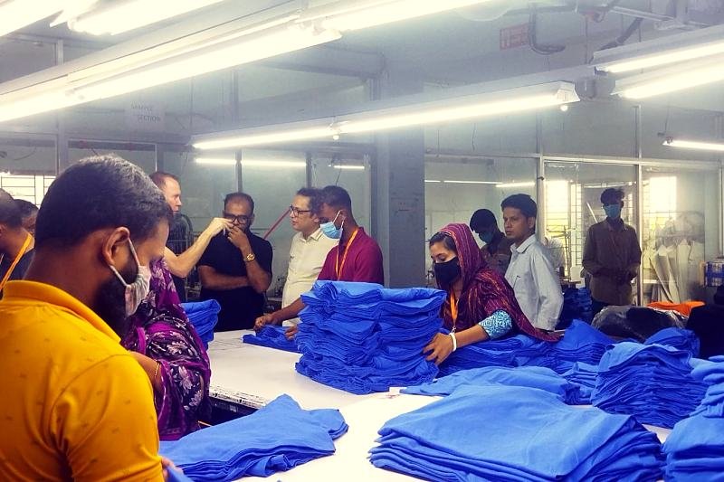 Buyer inspection at the folding table