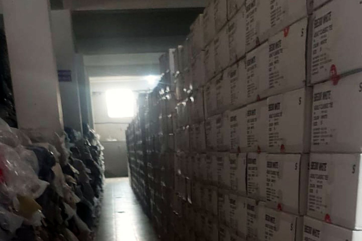 Packing to spec at Scandex